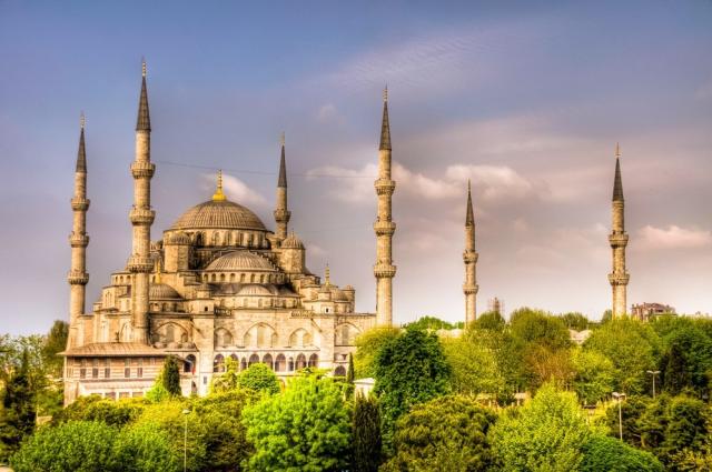 Turecko - Istanbul - Modrá mešita shutterstock_120167731.jpg