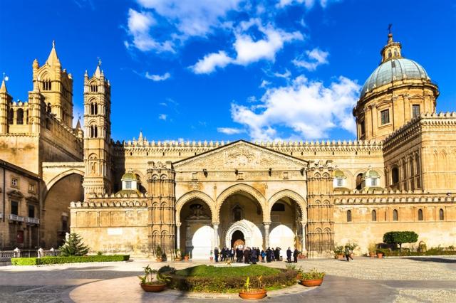 Itálie - Sicílie - Palermo shutterstock_149167328.jpg
