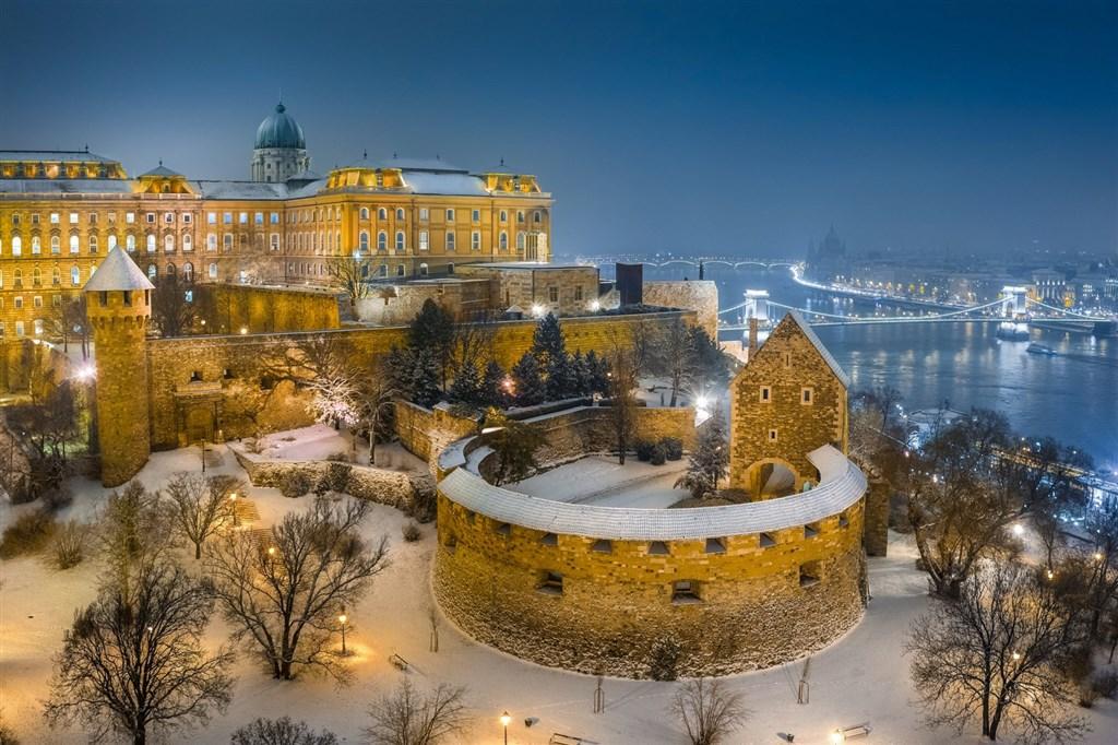 Aventní Budapešť