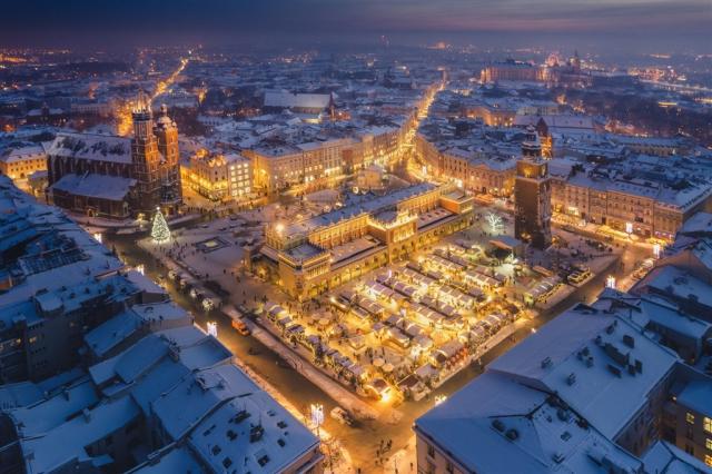 Polsko, Krakov_shutterstock_2239958043.jpg