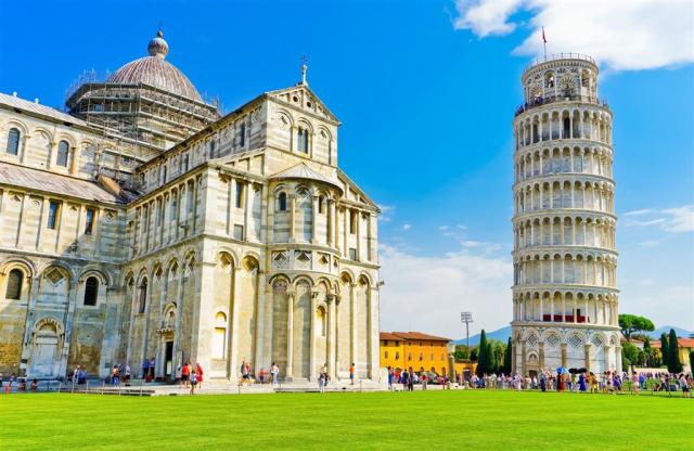 Itálie Pisa shutterstock_535374544.jpg