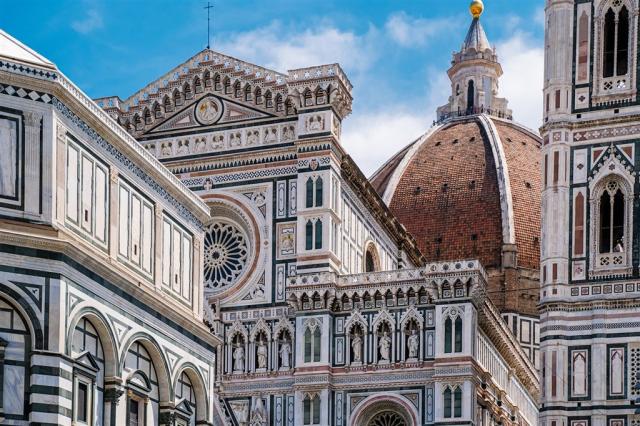 Itálie - Florencie - katedrála Santa Maria del Fiore shuttersto