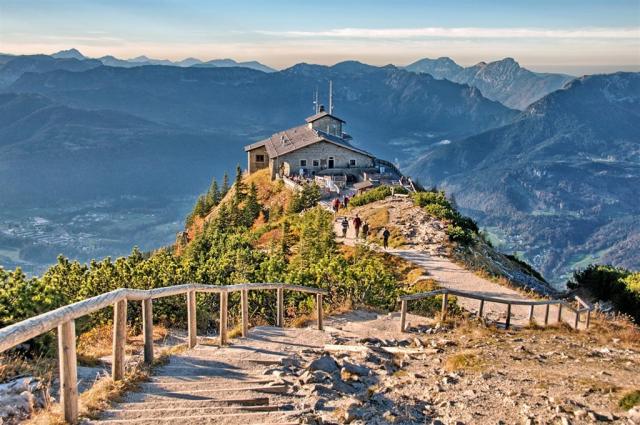 Německo - Berchtesgaden - Kehlstein shutterstock_1068644246.jpg
