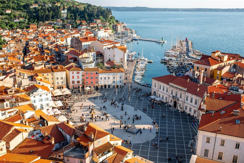 Slovinsko Piran shutterstock_457528951.jpg
