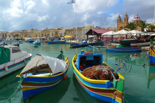 Malta - Marsaxlokk  fishing-boat-241585_1920.jpg