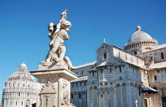 Itálie Pisa shutterstock_71311546.jpg