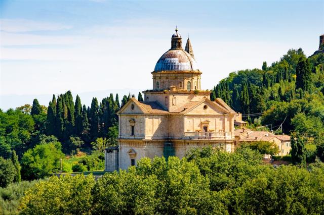 Itálie - Montepulciano - kostel San Biagio shutterstock_1162525