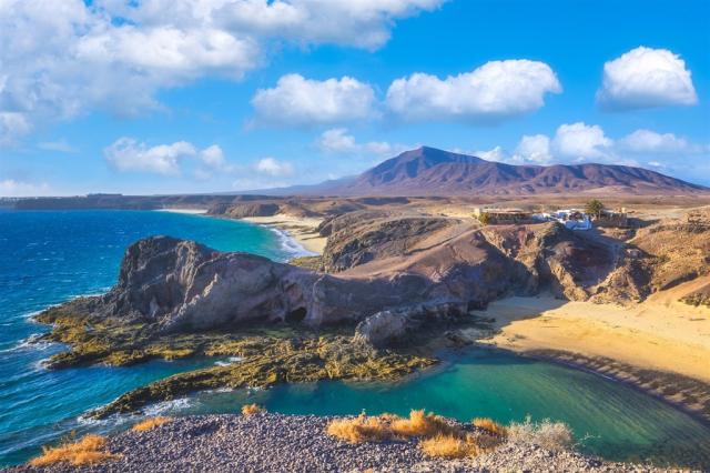 Lanzarote o shutterstock_2426978753.jpg