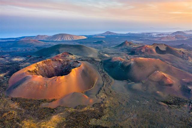 Lanzarote - Timanfaya National Park shutterstock_2441566133.jpg
