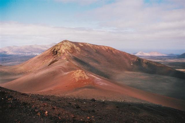 ostrov Lanzarote - NP Timanfaya-y9TyzNIVBzc-unsplash.jpg