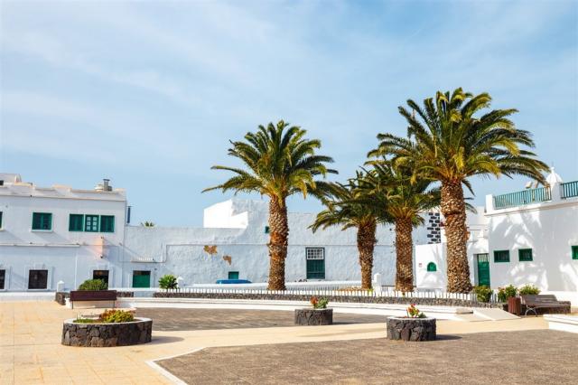 Lanzarote - Teguise  shutterstock_632324774.jpg