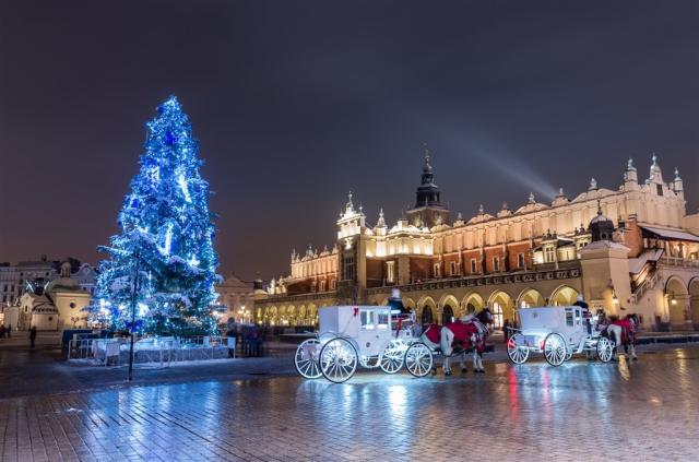 Advent - Krakov shutterstock_1017190021.jpg