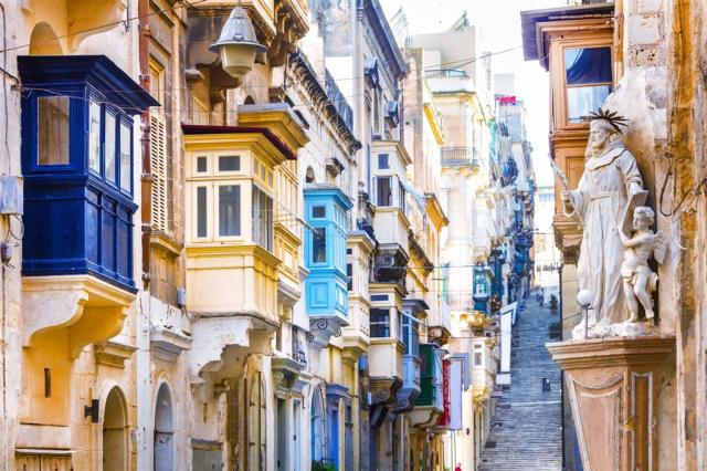Malta Valletta shutterstock_410379910.jpg