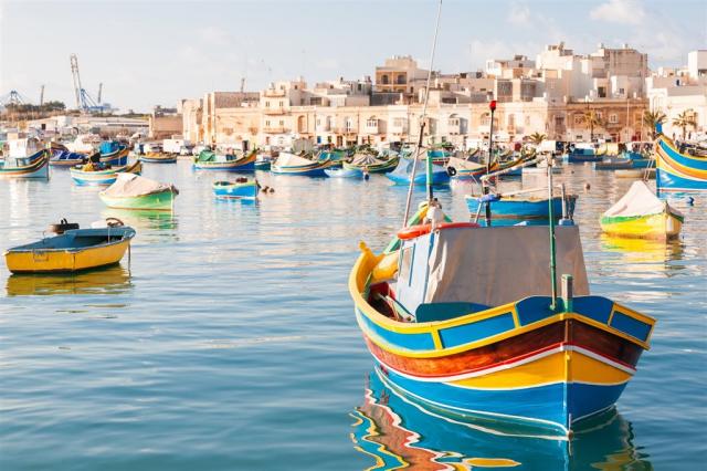 Malta -Marsaxxlok_shutterstock_274378319.jpg