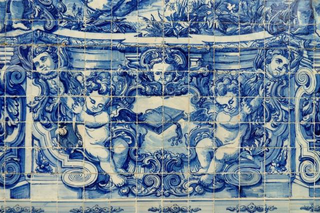 Porto- azulejos 250419_1280.jpg