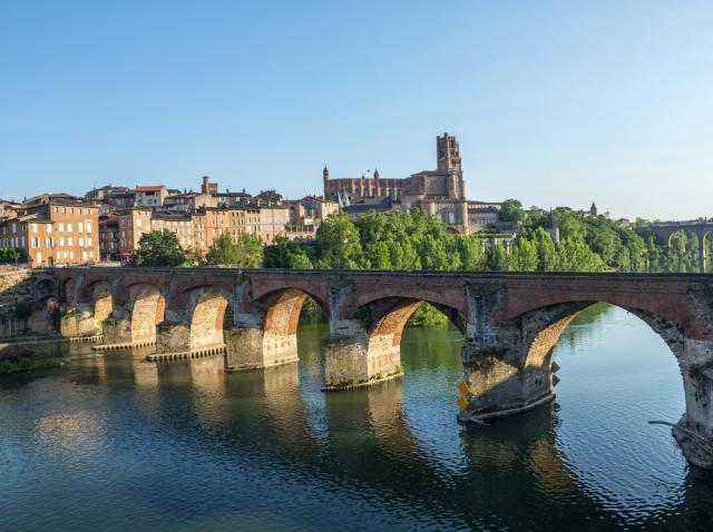 Gaskoňsko - Albi shutterstock_160351343.jpg