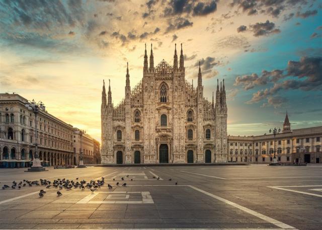 Itálie - Milano - Duomo shutterstock_1696702870.jpg