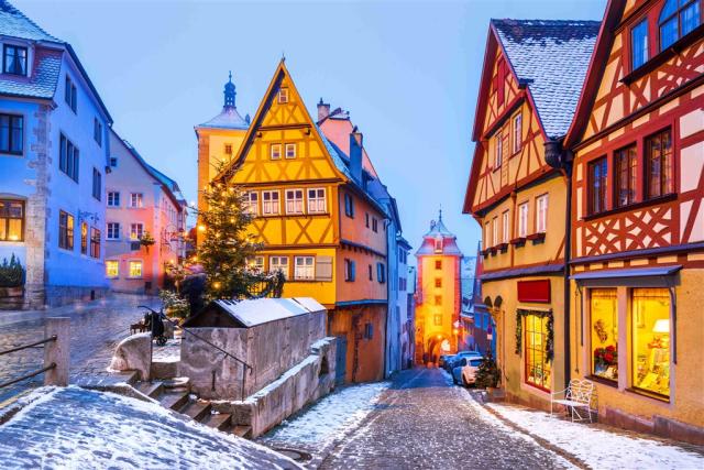 Rothenburg shutterstock_1495508681.jpg