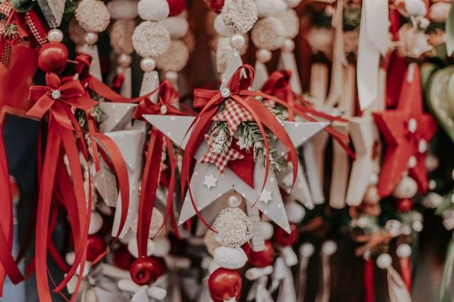 Advent 1shutterstock_1534213700.jpg
