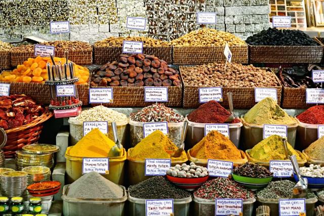 Istanbul shutterstock_50804809.jpg