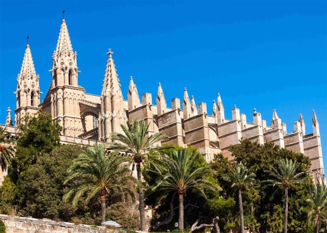 Palma de Mallorca shutterstock1_128746976.jpg