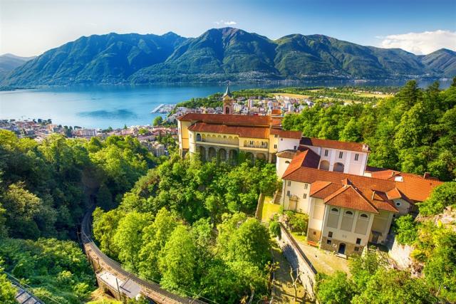 Švýcarsko Locarno shutterstock_434804398.jpg