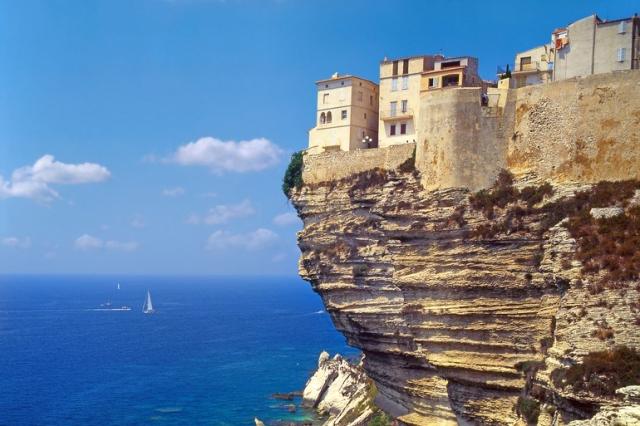 Korsika - Bonifacio 1shutterstock_93227008.jpg