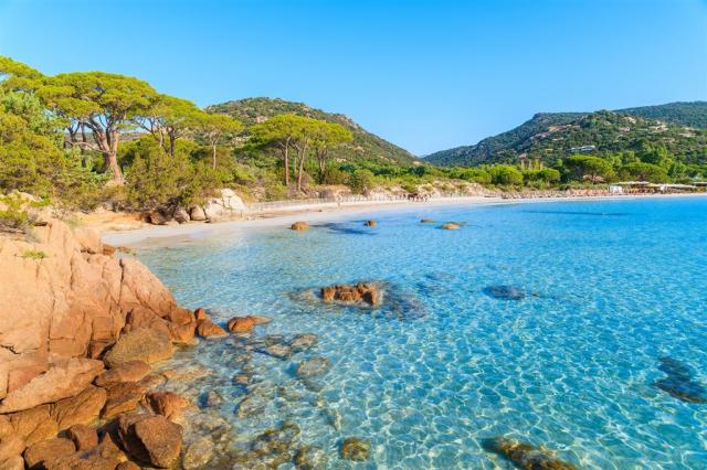 Korsika - pláž Palombaggia shutterstock_295494956.jpg
