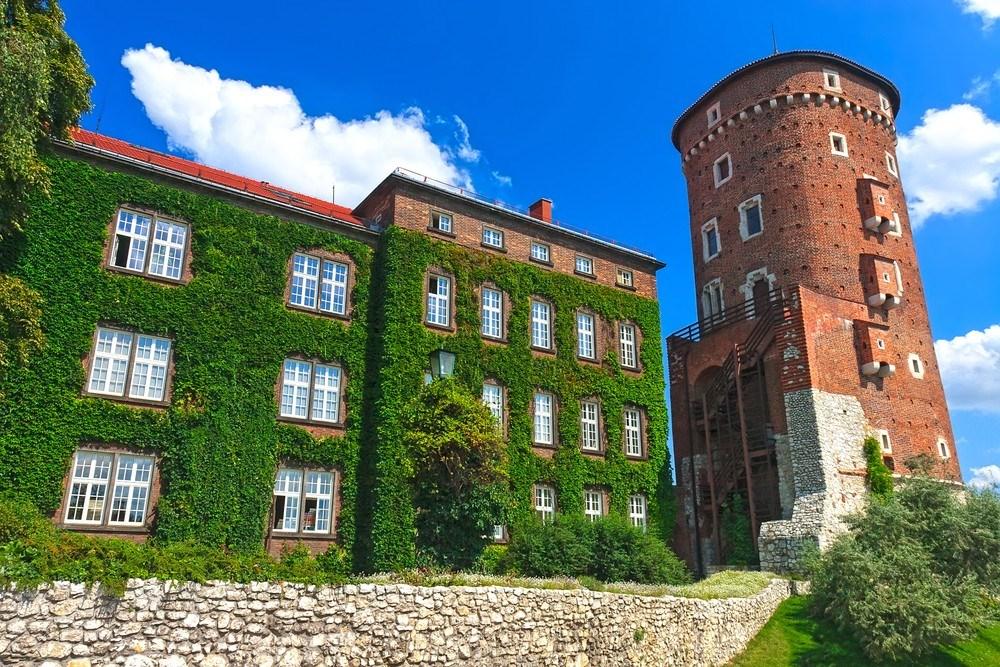 Polsko - Krakov Wawel shutterstock_123002263.jpg