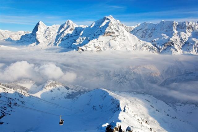 Švýcarsko - Schilthorn - shutterstock_94896961.jpg