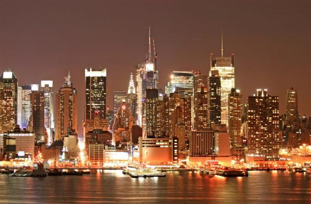 NewYork - Manhattan 1shutterstock_8036344.jpg