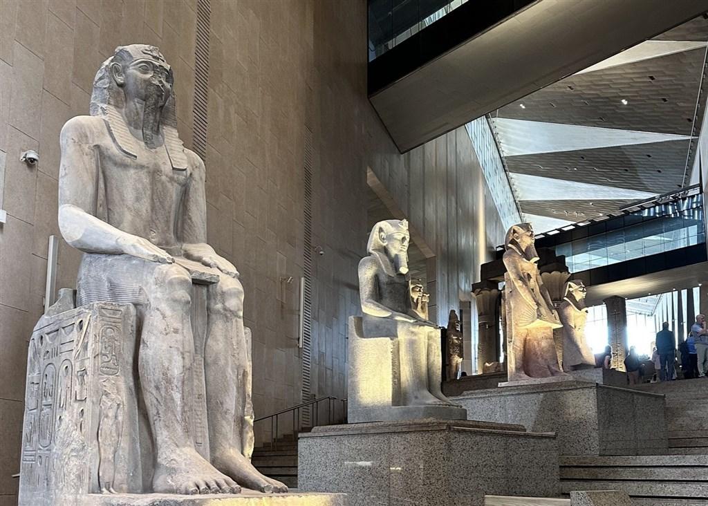 Za Poklady Egypta A Tajemství Západní Pouště