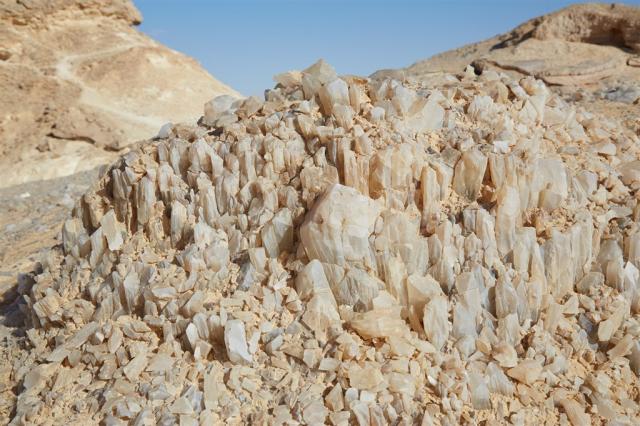 Egypt - Křišťálové hory shutterstock_2282962139.jpg