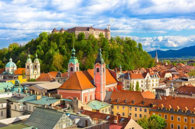 Slovinsko - Ljubljana shutterstock_187469117.jpg