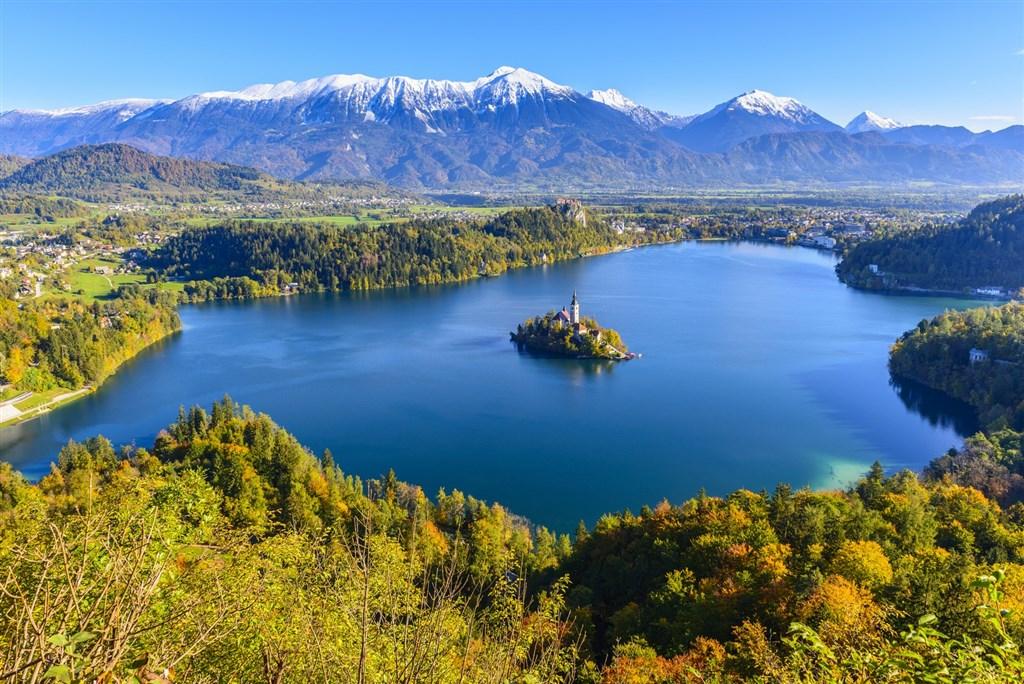 Slovinsko – Barevný Podzim U Jezera Bled