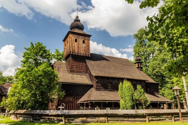 Roznov pod Radhoštěm - Valašské muzeum v přírodě shutterstock_2