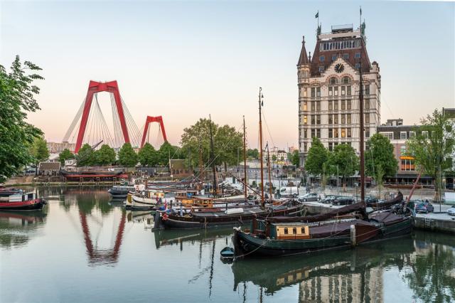 Rotterdam - Oude Haven shutterstock_352023275.jpg