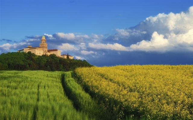 Madarsko_opatstvi Pannonhalma 519557315.jpg