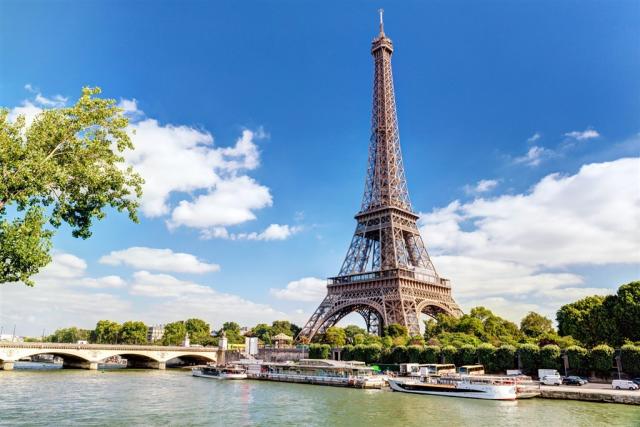 Francie - Paříž shutterstock_167523137.jpg