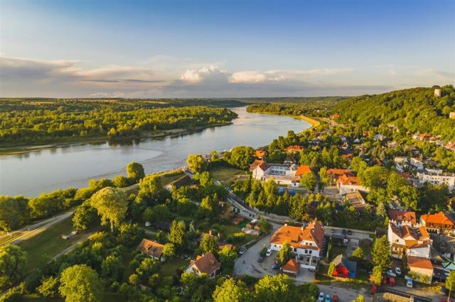 Polsko - Kazimier Dolny shutterstock_2339028619.jpg