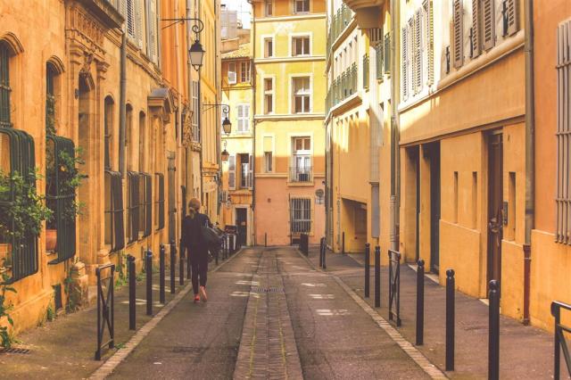 Francie - Provence - Aix en Provence -shutterstock_1032933658.j
