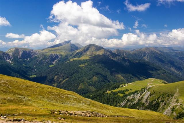 Rakousko Korutany NP Nockberge shutterstock_316557815.jpg