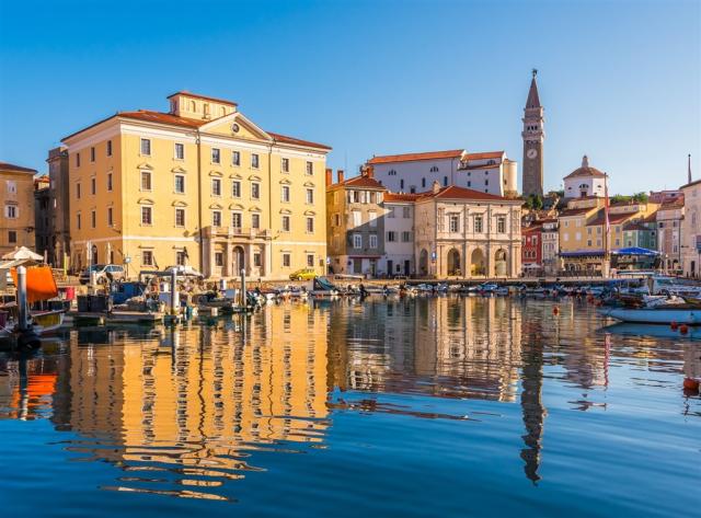 Slovinsko Piran shutterstock_347562995.jpg