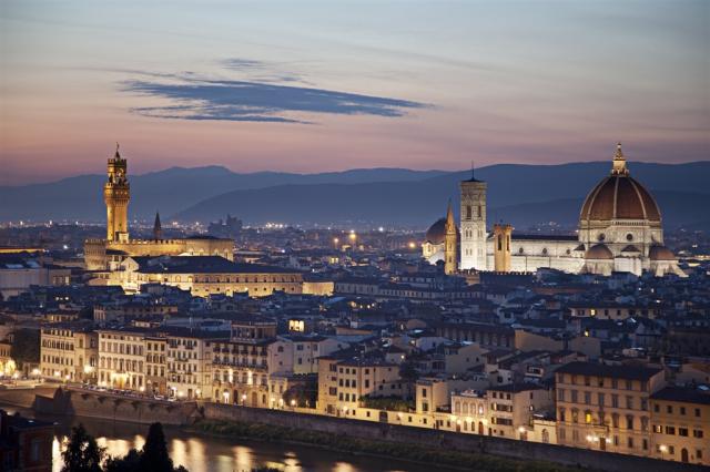 Itálie - Florencie shutterstock_145023583.jpg