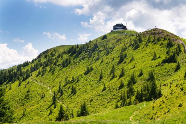 Rakousko - Wildenkarkogel shutterstock_1136492735.jpg