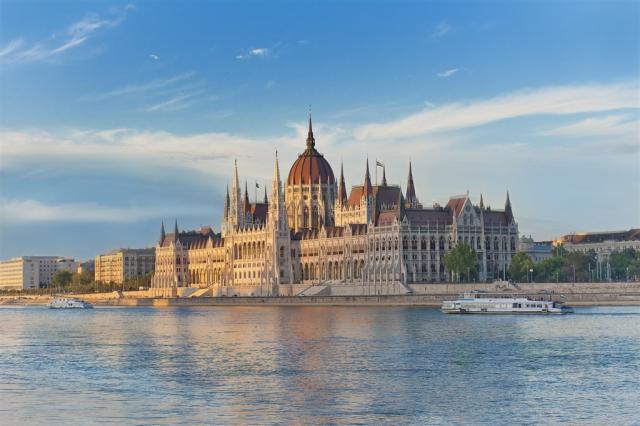 Maďarsko -Budapešť  119356132.jpg