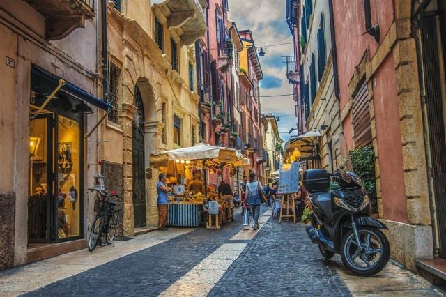 Itálie - Verona  op shutterstock_571426969 (1).jpg