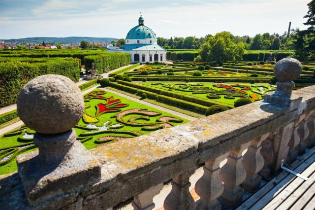 Česko -  Kroměříž - Květná zahrada shutterstock_123108289.jpg