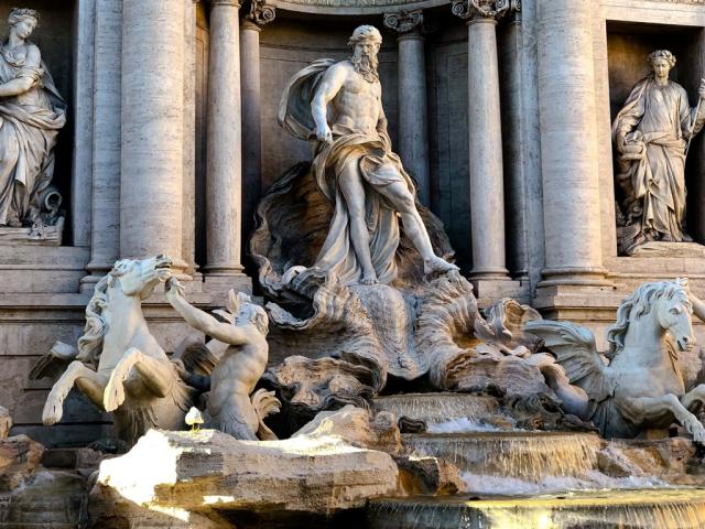 Itálie - Řím - fontána do Trevi -oWlLziTfeE8E-unsplash.jpg