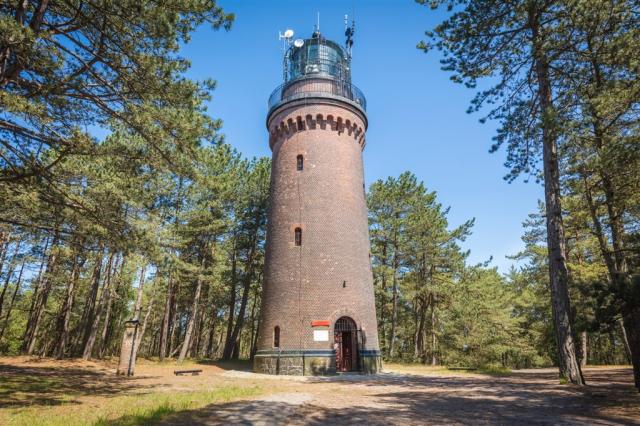 Polsko - maják v Czolpino shutterstock_1806633571.jpg